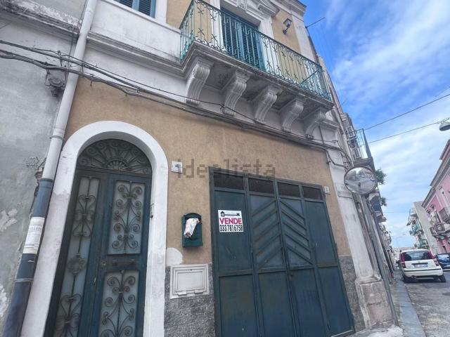 Villetta indipendente in vendita di 80 m² in Via Niccolini, 4