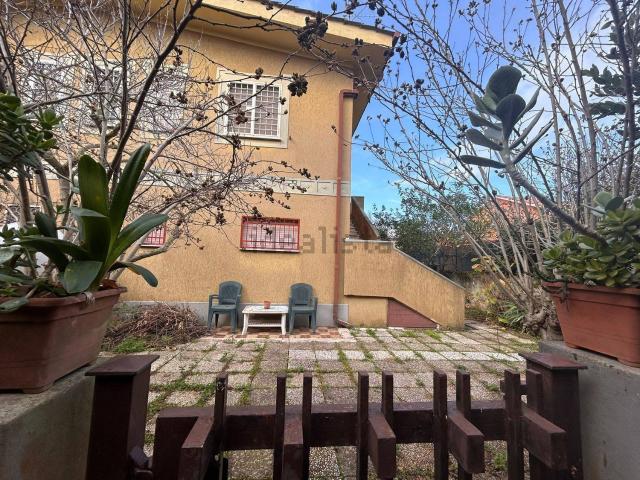 Villetta indipendente in vendita di 80 m² in Via Raffaello