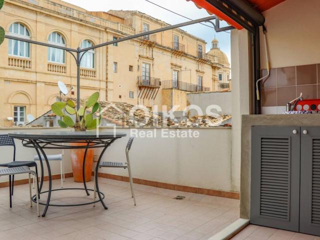 Villetta indipendente in vendita di 80 m² in Via Rocco Pirri, 1