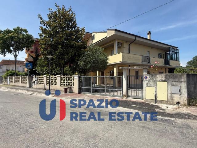 Villetta indipendente in vendita di 80 m² in Via Salara, 47