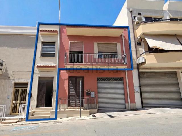 Villetta indipendente in vendita di 80 m² in Via Spadaro Benedetto