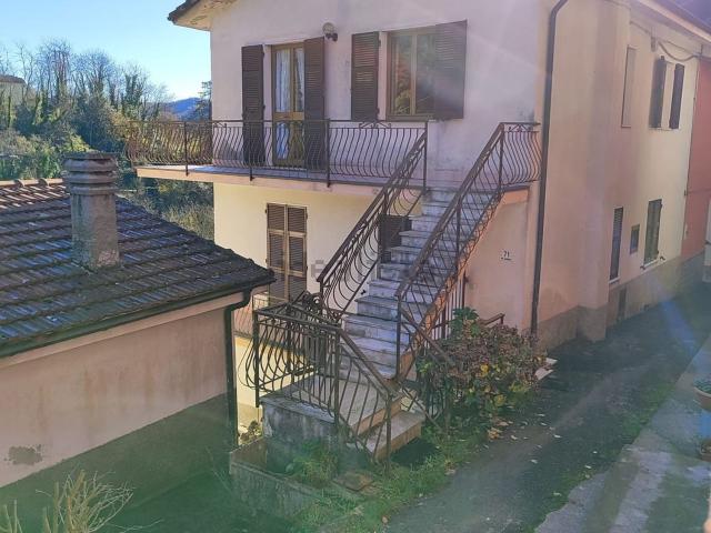 Villetta indipendente in vendita di 81 m² in Frazione Carega
