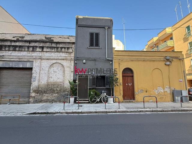 Villetta indipendente in vendita di 81 m² in Via Orazio Flacco