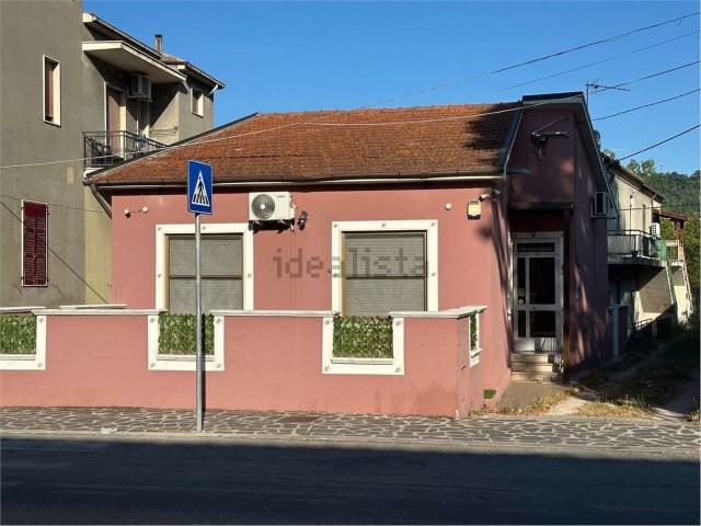 Villetta indipendente in vendita di 81 m² in Viale A. Moro, 57
