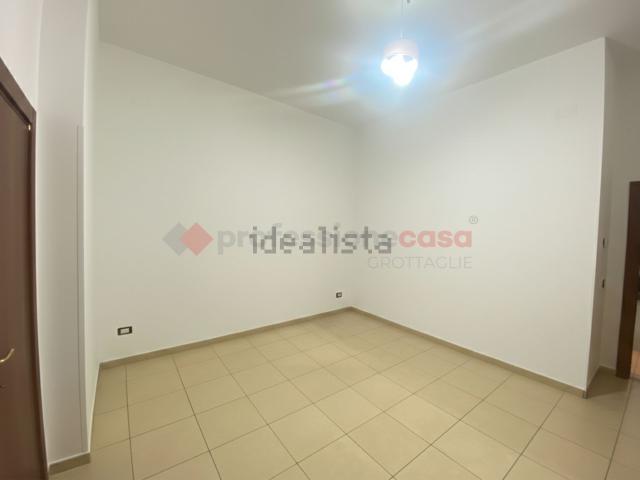 Villetta indipendente in vendita di 84 m² in Via Lazio, 85