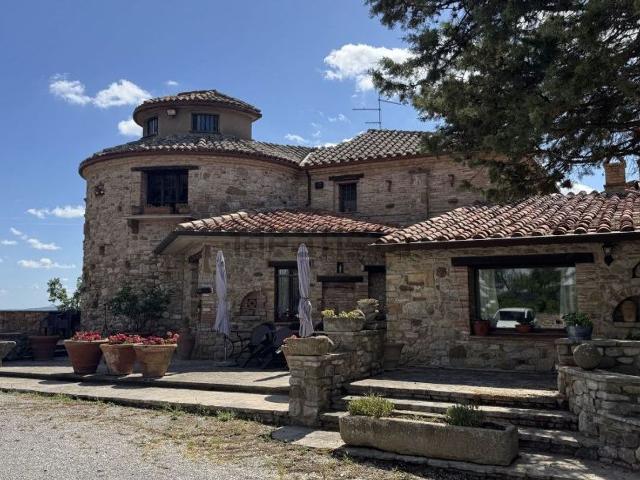 Case e ville in vendita di 850 m² in Via San Rocco
