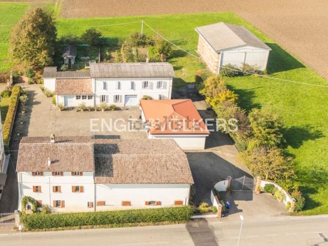 Villetta indipendente in vendita di 850 m² in Strada Pontelupo