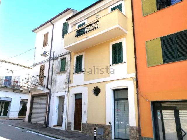 Villetta indipendente in vendita di 85 m² in Piazza Umberto I, 10