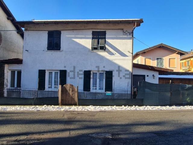 Villetta indipendente in vendita di 85 m² in Via alla stazione di rossiglione
