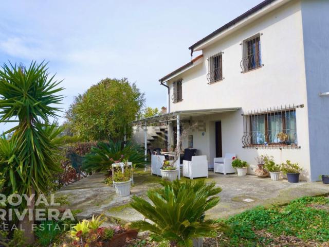 Villetta indipendente in vendita di 85 m² in Via Fontana Vecchia