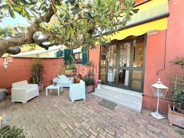 Villetta indipendente in vendita di 85 m² in Via Ottaviano Petrucci
