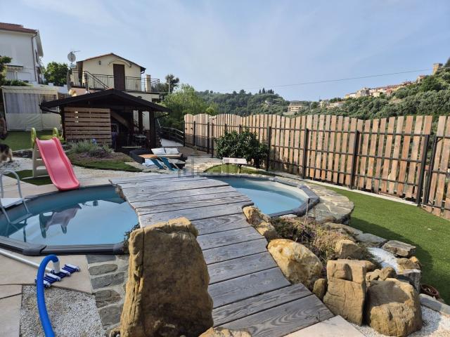 Villetta indipendente in vendita di 85 m²