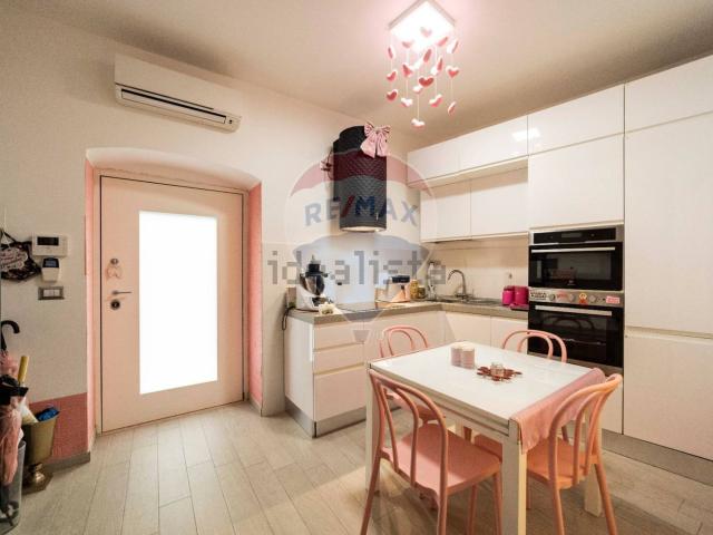 Villetta indipendente in vendita di 86 m² in Strada Nuccia Serra, 28