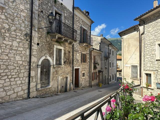 Villetta indipendente in vendita di 86 m² in Via Vittorio Veneto, 6