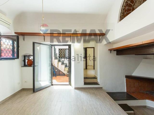 Villetta indipendente in vendita di 86 m² in Via Addolorata