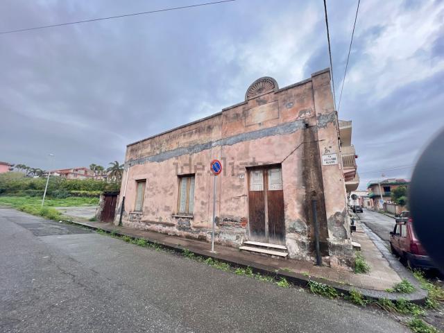 Villetta indipendente in vendita di 86 m² in Via Alessandro Manzoni, 47