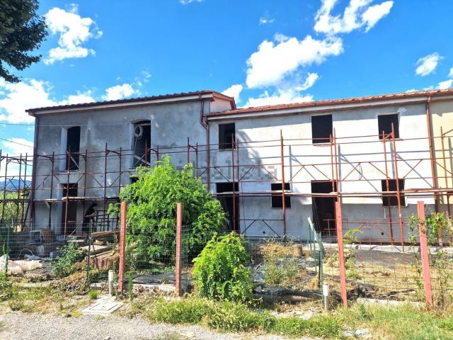 Villetta indipendente in vendita di 86 m² in Via Lungo Stella, 3