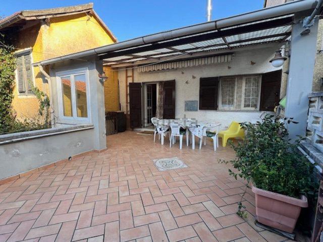 Villetta indipendente in vendita di 86 m² in Via Marsiglia, 20