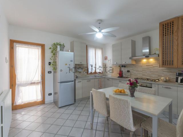 Villetta indipendente in vendita di 86 m² in Via San Venanzio, 14
