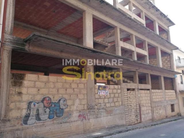 Villetta indipendente in vendita di 880 m² in Via Padova, 4