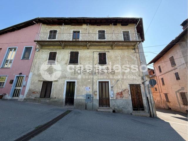 Villetta indipendente in vendita di 88 m² in Via Battisti, 1