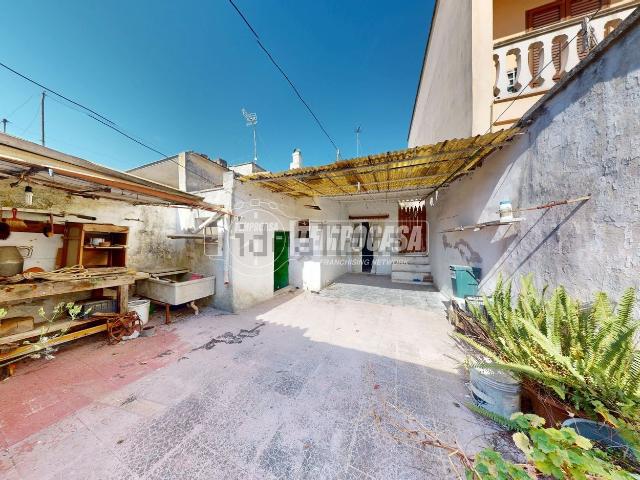 Villetta indipendente in vendita di 89 m² in Via Martiri Ungheresi, 41