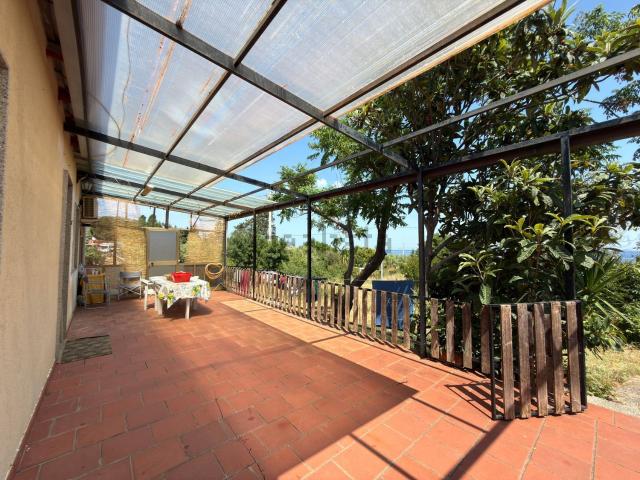 Villetta indipendente in vendita di 93 m² in Contrada Buzza
