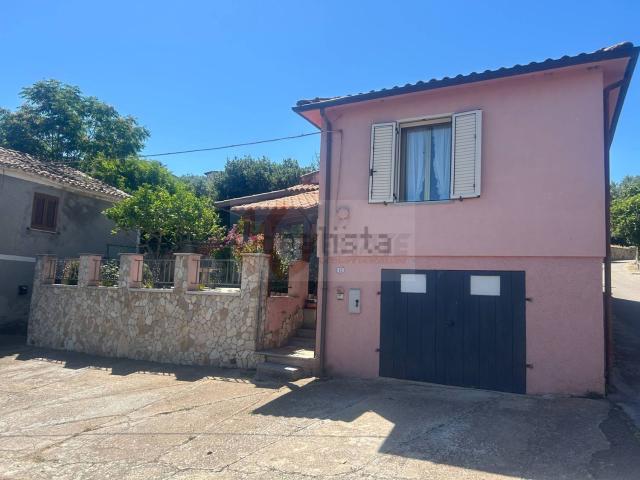 Villetta indipendente in vendita di 93 m² in Via Luzzatti, 10