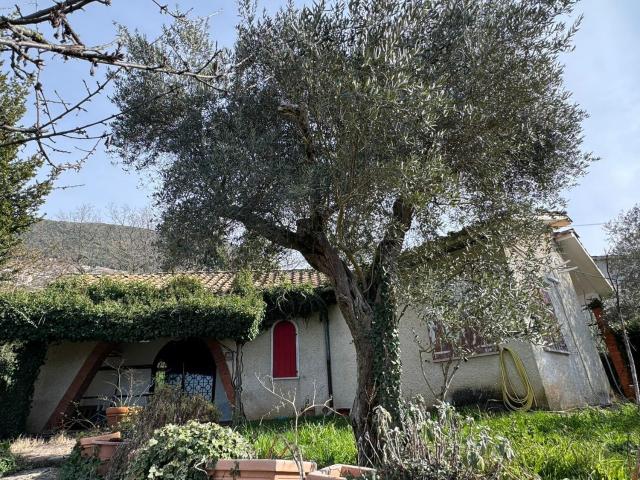 Villetta indipendente in vendita di 93 m²