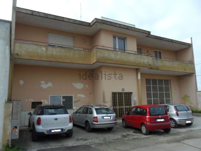 Villetta indipendente in vendita di 900 m² in Via Casarano, 32