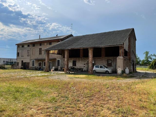 Villetta indipendente in vendita di 908 m²