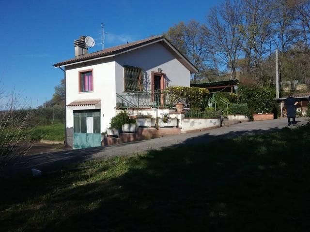 Villetta indipendente in vendita di 90 m² in Contrada defenza