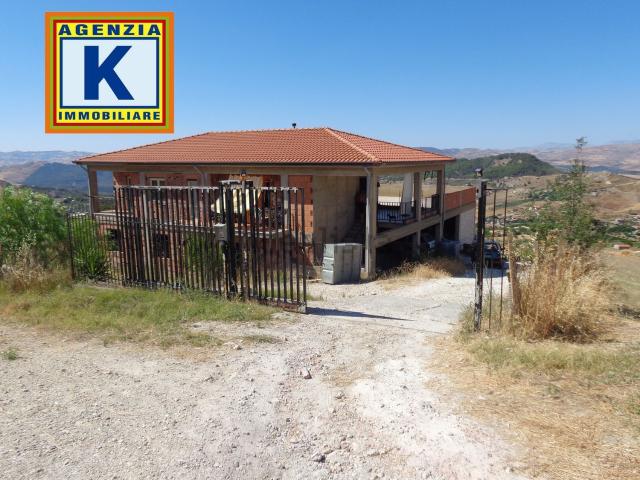 Villetta indipendente in vendita di 90 m² in Contrada Pozzillo