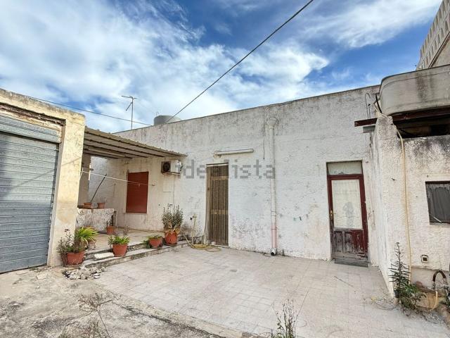 Villetta indipendente in vendita di 90 m² in Strada Timpone