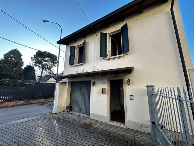 Villetta indipendente in vendita di 90 m² in Strada Beduschi, 28