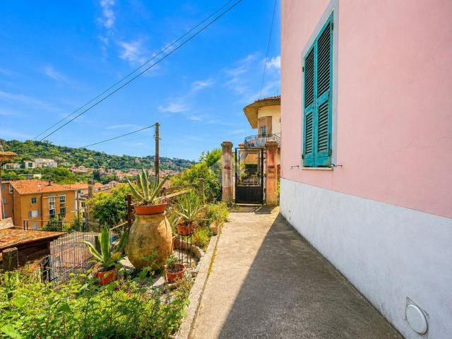 Villetta indipendente in vendita di 90 m² in Salita della Casa Bianca, 20