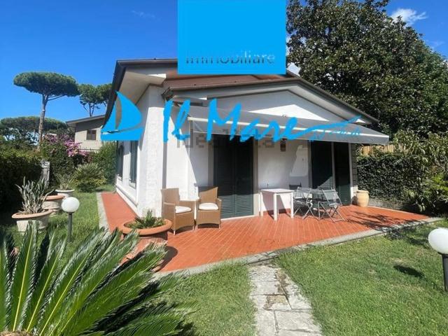Villetta indipendente in vendita di 90 m² in Via trieste