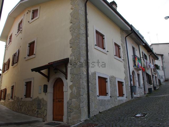 Villetta indipendente in vendita di 90 m² in Via Varrata