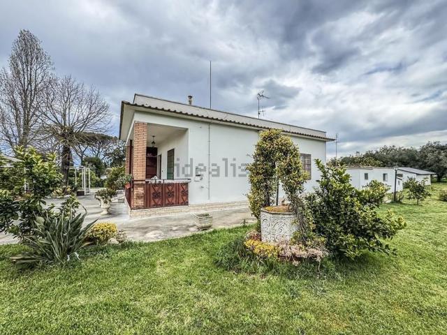Villetta indipendente in vendita di 90 m² in Via Adda