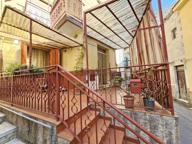 Villetta indipendente in vendita di 90 m² in Via Alberto Amedeo