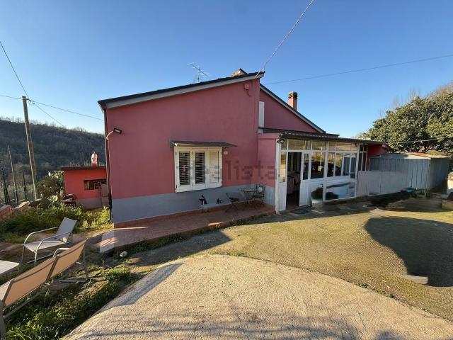 Villetta indipendente in vendita di 90 m² in Via cancello