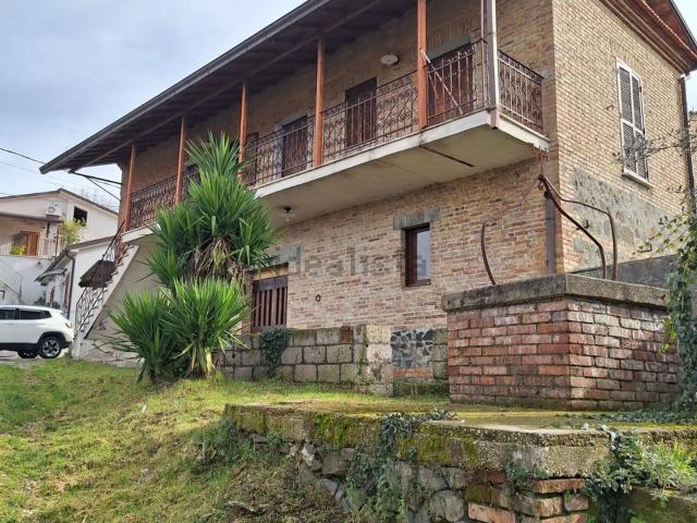 Villetta indipendente in vendita di 90 m² in Via Colle Alto I