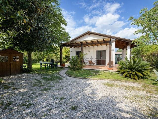 Villetta indipendente in vendita di 90 m² in Via del Sale