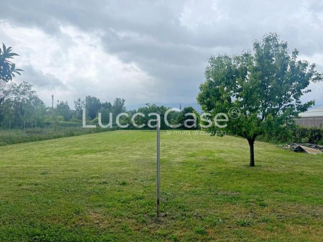 Villetta indipendente in vendita di 90 m² in Via della Chiesa in Marlia, 50