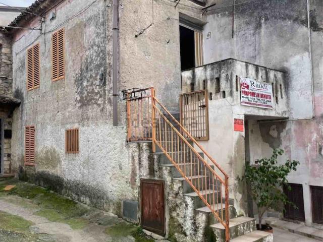 Villetta indipendente in vendita di 90 m² in Via della Fontana, 22