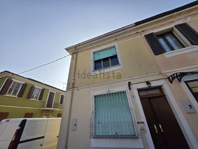 Villetta indipendente in vendita di 90 m² in Via G.Rossini, 10