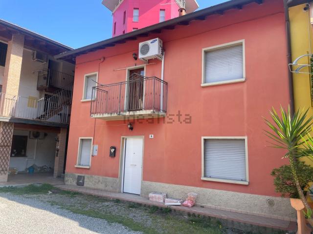 Villetta indipendente in vendita di 90 m² in Via Gaetano Donizetti