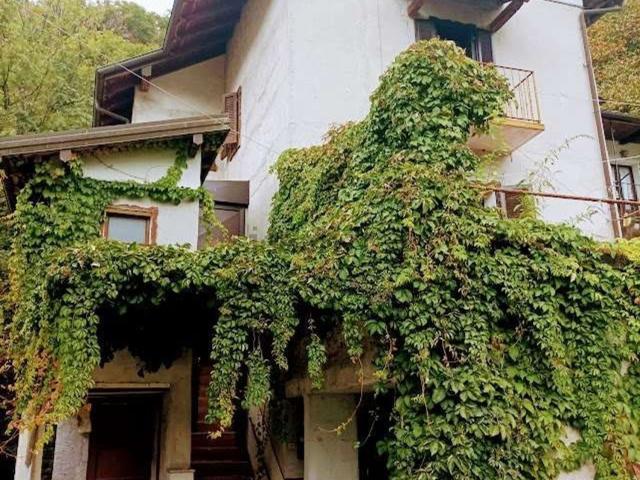Villetta indipendente in vendita di 90 m² in Via Giuseppe Verdi