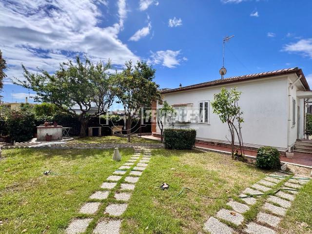Villetta indipendente in vendita di 90 m² in Via Giuseppe Parini