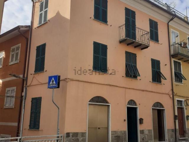 Villetta indipendente in vendita di 90 m² in Via Guglielmo Barbieri, 27